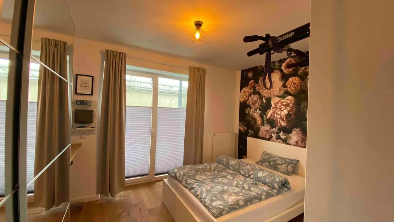 Sanierte Wohnung Mit Balkon Im Hochparterre Hannover Luaran gambar